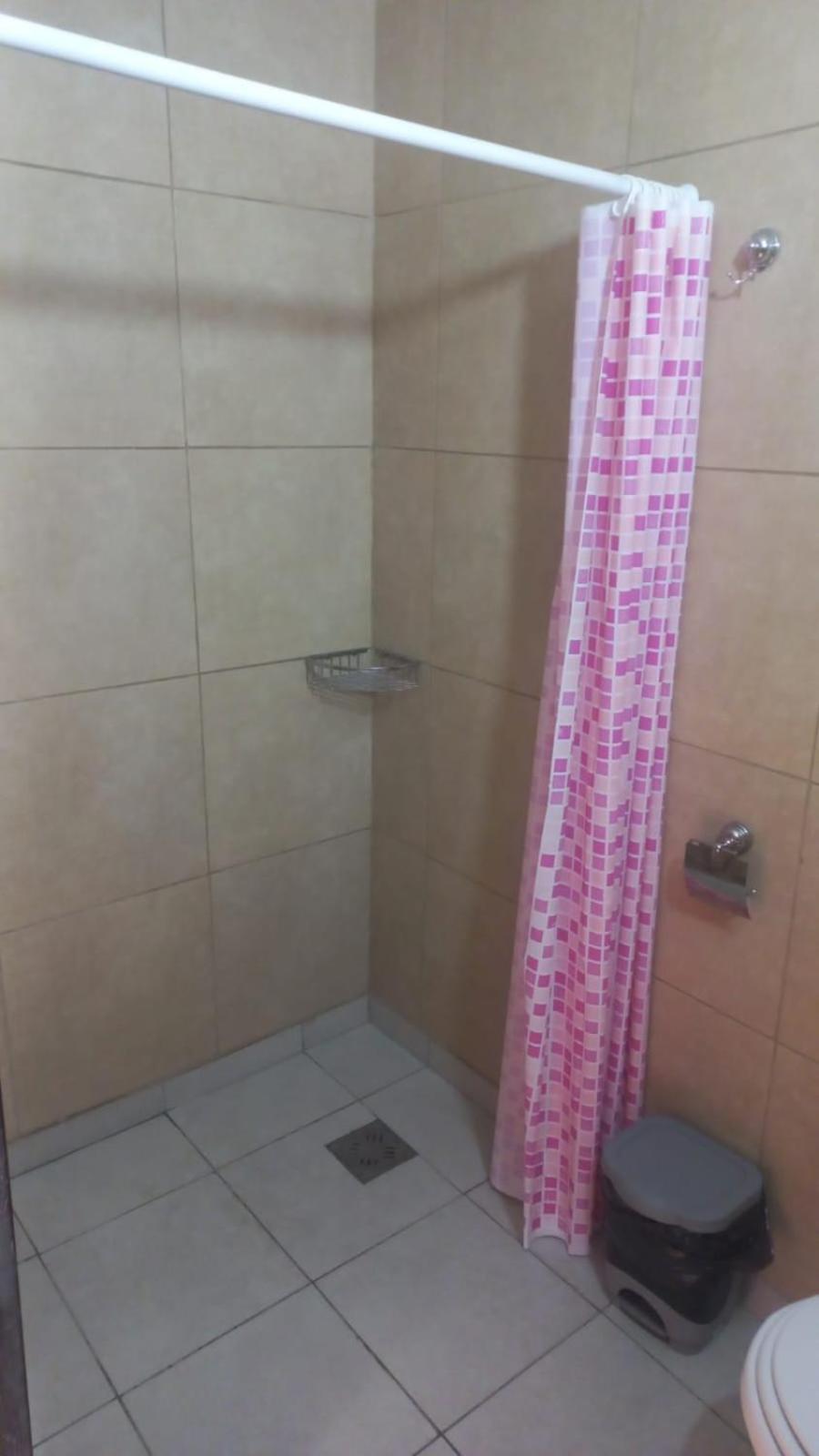 Apartamentos Willy - En Zona Residencial Con Estacionamiento 门多萨 外观 照片