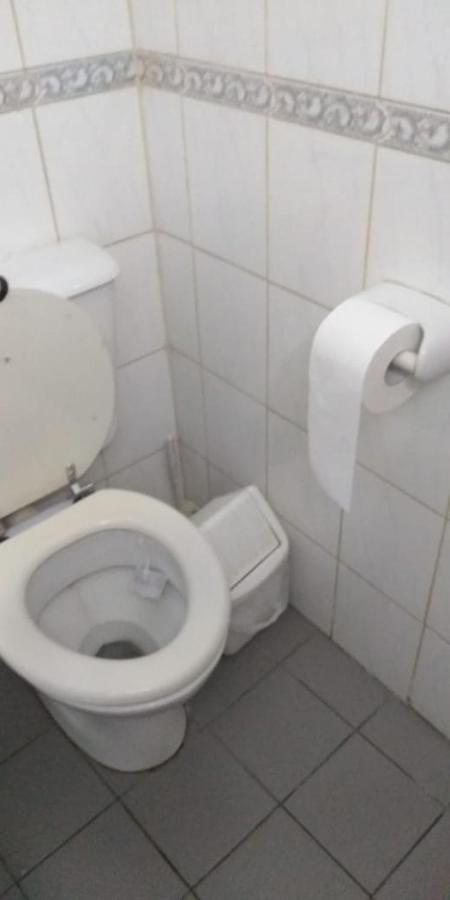 Apartamentos Willy - En Zona Residencial Con Estacionamiento 门多萨 外观 照片